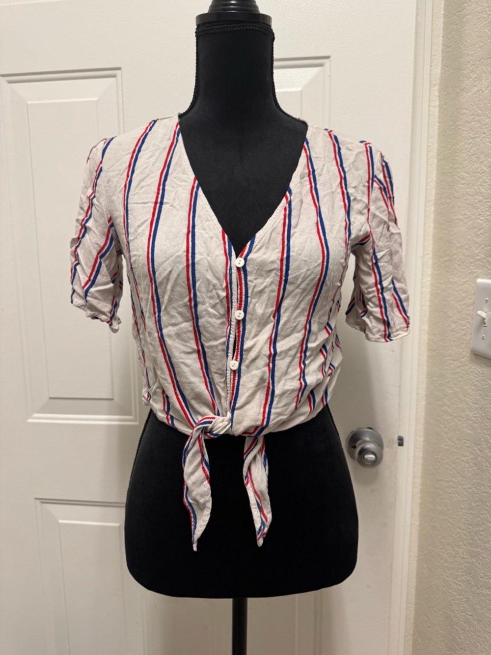 Divided White Button-Front Tie Crop Top with Red & Blue Stripes